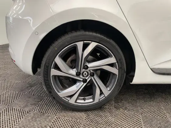 RENAULT CLIO V - voiture d'occasion - Photo 25