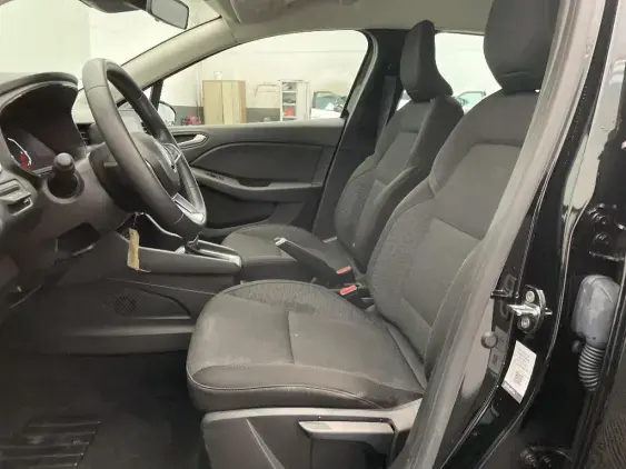 RENAULT CLIO V - voiture d'occasion - Photo 18