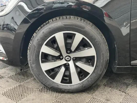 RENAULT CLIO V - voiture d'occasion - Photo 22