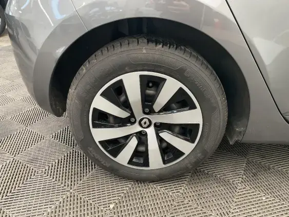 RENAULT CLIO V - voiture d'occasion - Photo 25