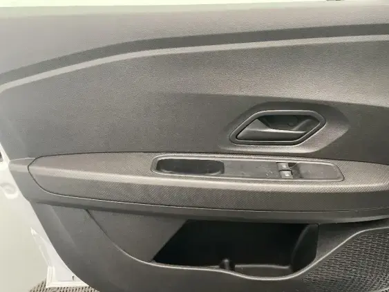 DACIA SANDERO III - voiture d'occasion - Photo 19