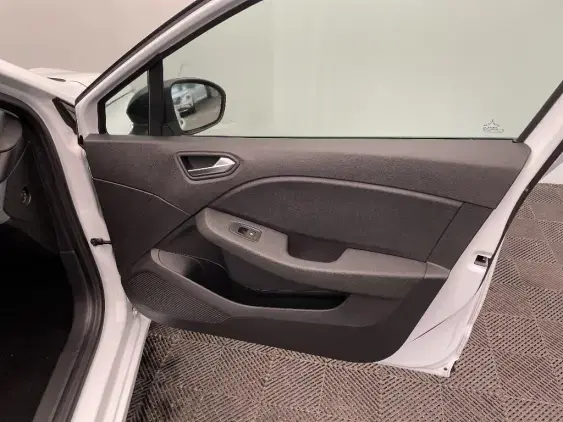 RENAULT CLIO V - voiture d'occasion - Photo 20