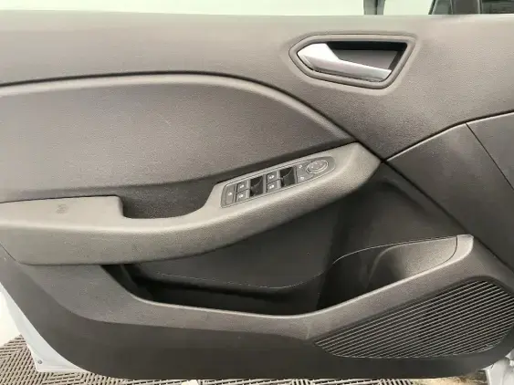 RENAULT CLIO V - voiture d'occasion - Photo 19