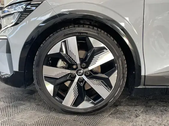 RENAULT MEGANE V - voiture d'occasion - Photo 23