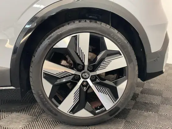 RENAULT MEGANE V - voiture d'occasion - Photo 24