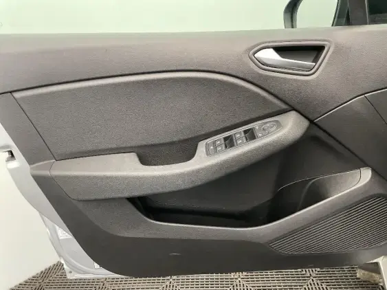 RENAULT CLIO V - voiture d'occasion - Photo 19