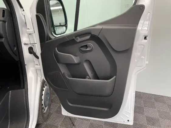 RENAULT MASTER FG III - voiture d'occasion - Photo 20