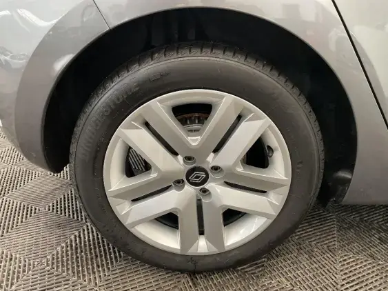 RENAULT CLIO V - voiture d'occasion - Photo 25