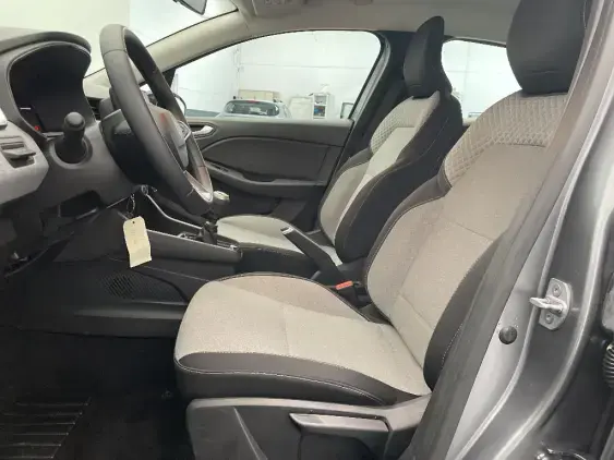 RENAULT CLIO V - voiture d'occasion - Photo 18