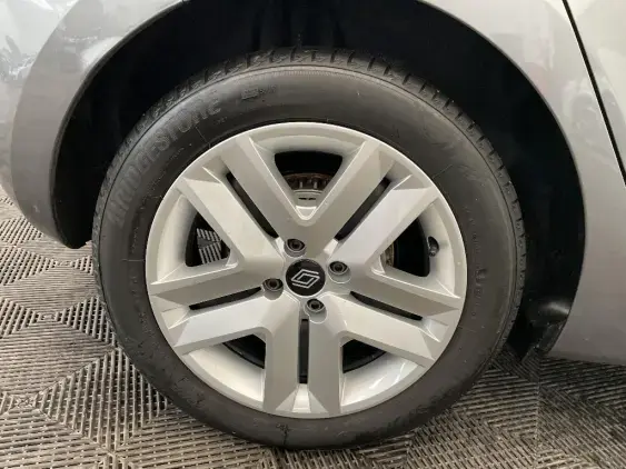 RENAULT CLIO V - voiture d'occasion - Photo 25