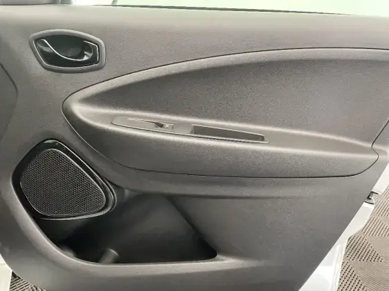 RENAULT ZOE - voiture d'occasion - Photo 20