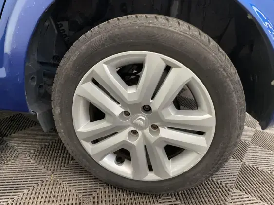 DACIA SANDERO III - voiture d'occasion - Photo 24