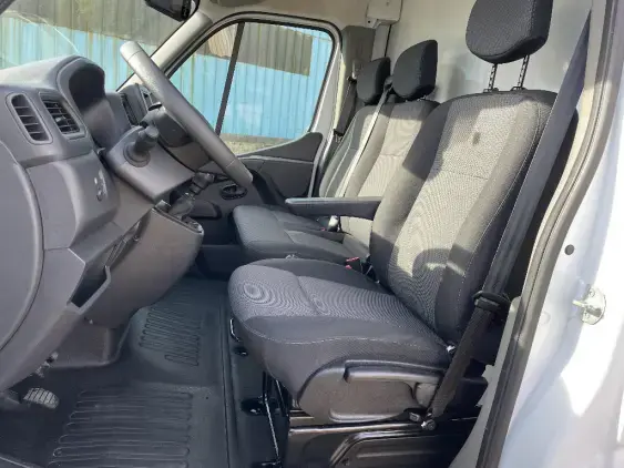 RENAULT MASTER III - voiture d'occasion - Photo 18