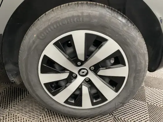 RENAULT CLIO V - voiture d'occasion - Photo 24