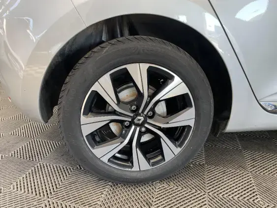 RENAULT CLIO V - voiture d'occasion - Photo 25