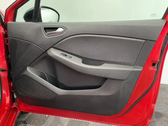 RENAULT CLIO V - voiture d'occasion - Photo 20