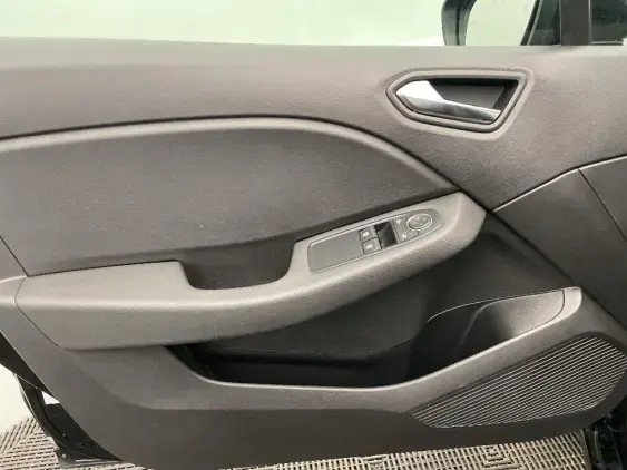 RENAULT CLIO V - voiture d'occasion - Photo 19