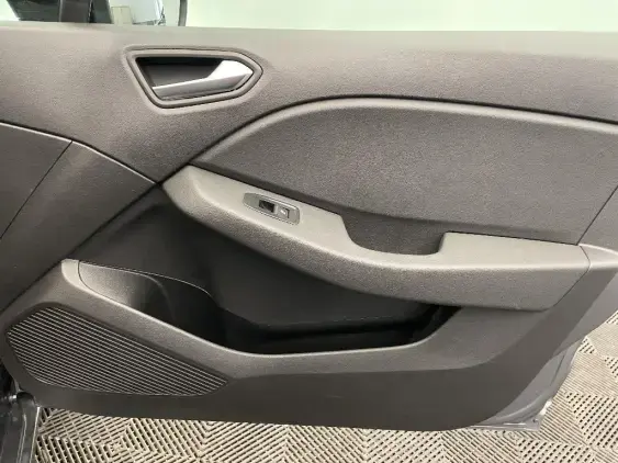 RENAULT CLIO V - voiture d'occasion - Photo 20