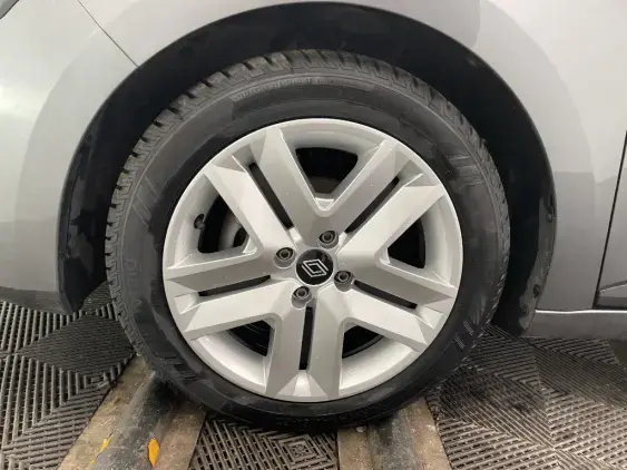 RENAULT CLIO V - voiture d'occasion - Photo 23