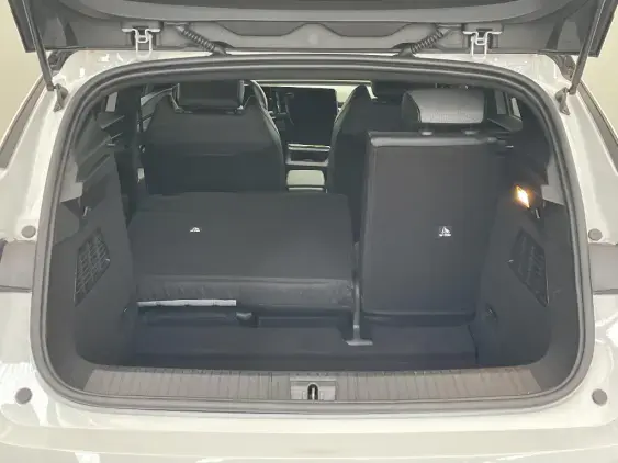 RENAULT MEGANE V - voiture d'occasion - Photo 16