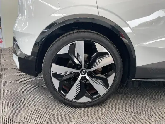 RENAULT MEGANE V - voiture d'occasion - Photo 25