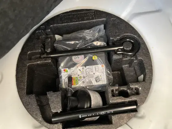 RENAULT ZOE - voiture d'occasion - Photo 17