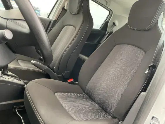 RENAULT ZOE - voiture d'occasion - Photo 18