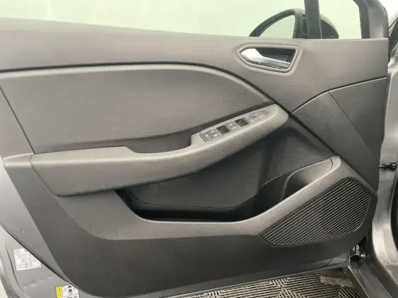 RENAULT CLIO V - voiture d'occasion - Photo 19