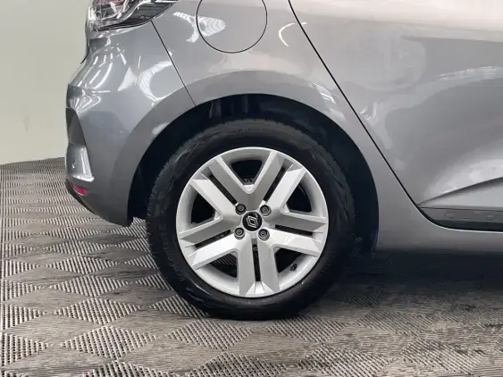 RENAULT CLIO V - voiture d'occasion - Photo 25