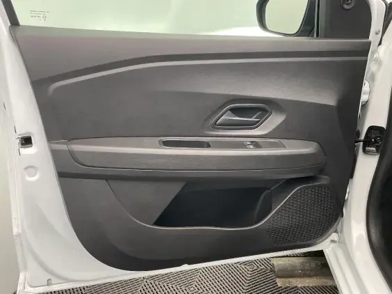 DACIA SANDERO III - voiture d'occasion - Photo 19