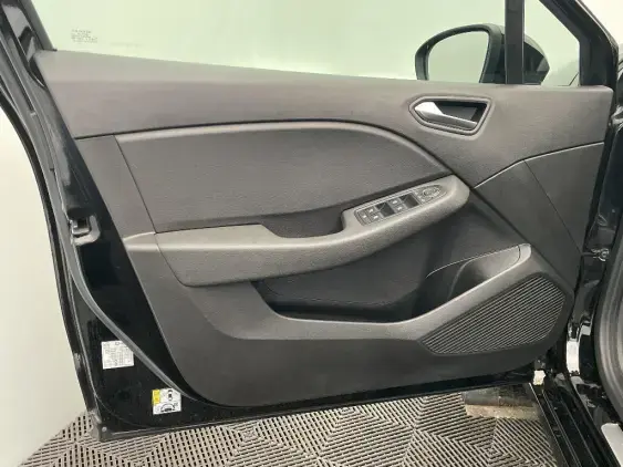 RENAULT CLIO V - voiture d'occasion - Photo 19