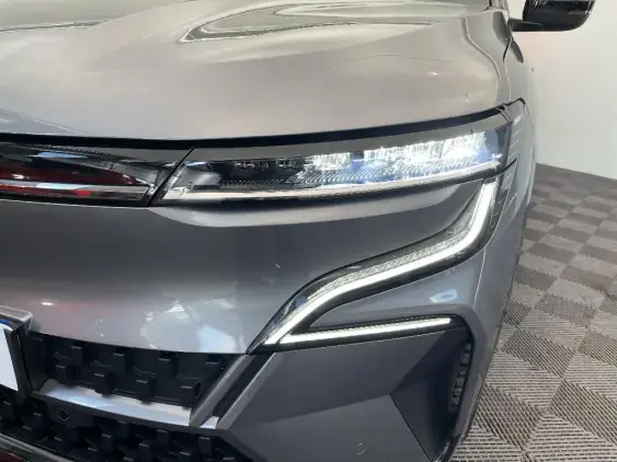 RENAULT MEGANE V - voiture d'occasion - Photo 22