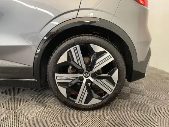 RENAULT MEGANE V - voiture d'occasion - Photo 24