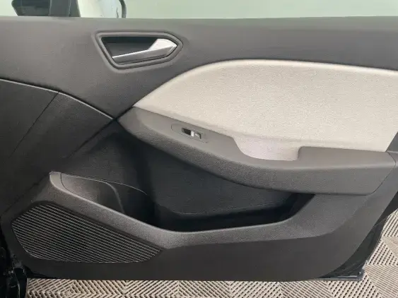 RENAULT CLIO V - voiture d'occasion - Photo 20