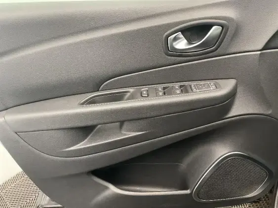 RENAULT CAPTUR - voiture d'occasion - Photo 19