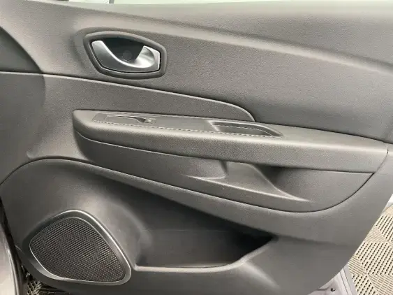 RENAULT CAPTUR - voiture d'occasion - Photo 20