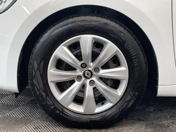 RENAULT CLIO V - voiture d'occasion - Photo 23