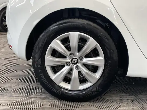 RENAULT CLIO V - voiture d'occasion - Photo 25