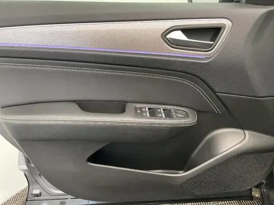 RENAULT ARKANA - voiture d'occasion - Photo 19