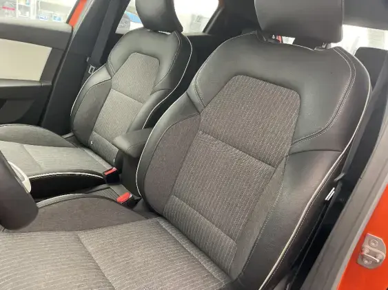 RENAULT CLIO V - voiture d'occasion - Photo 18