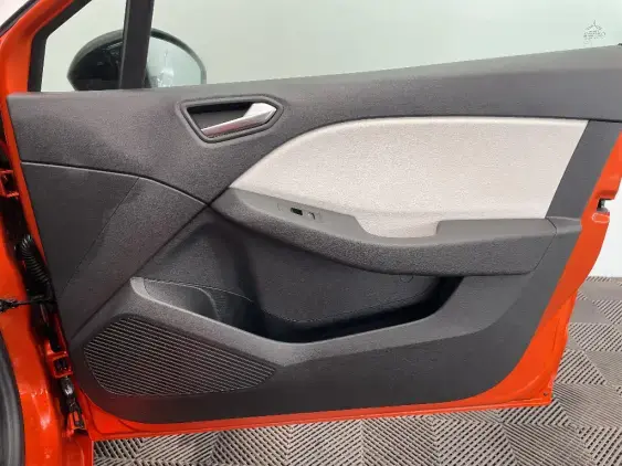 RENAULT CLIO V - voiture d'occasion - Photo 20