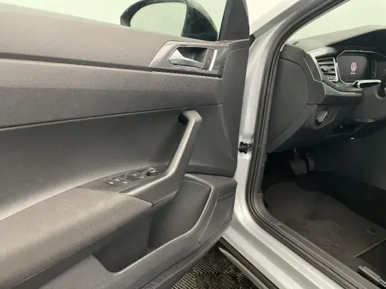 VOLKSWAGEN TAIGO - voiture d'occasion - Photo 19