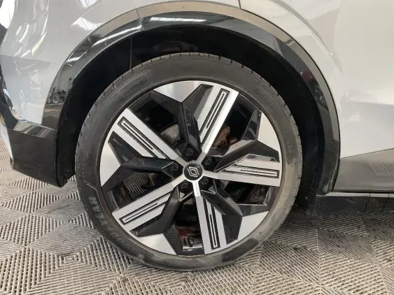 RENAULT MEGANE V - voiture d'occasion - Photo 25