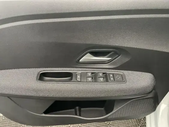 DACIA SANDERO III - voiture d'occasion - Photo 18
