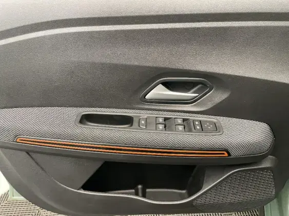 DACIA SANDERO III - voiture d'occasion - Photo 19