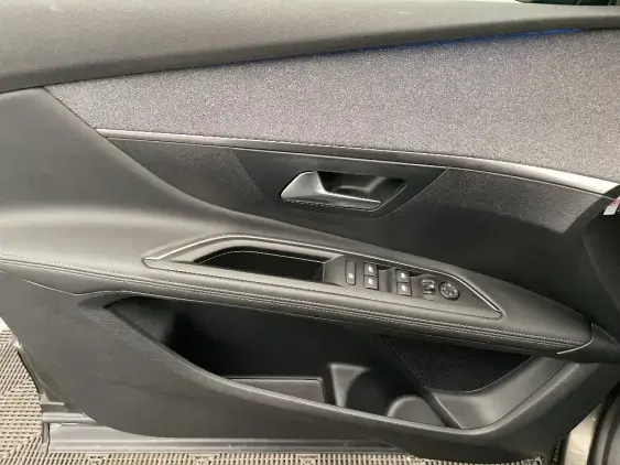 PEUGEOT 5008 II - voiture d'occasion - Photo 19