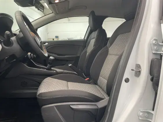 RENAULT CLIO V - voiture d'occasion - Photo 18
