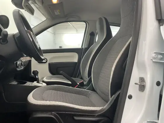 RENAULT TWINGO ELECTRIQUE III - voiture d'occasion - Photo 18