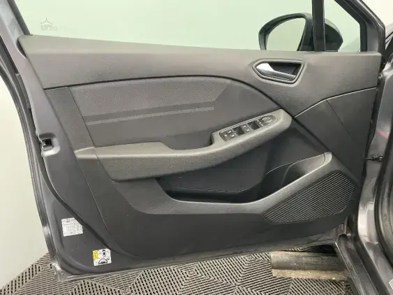 RENAULT CLIO V - voiture d'occasion - Photo 19