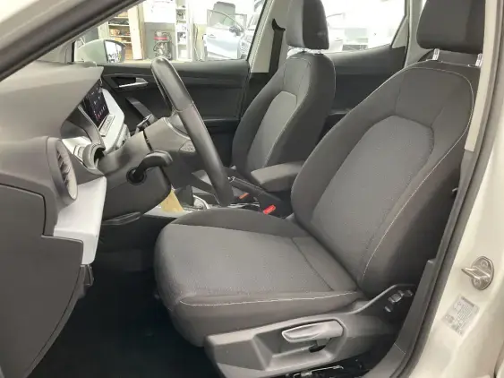 SEAT ARONA - voiture d'occasion - Photo 18